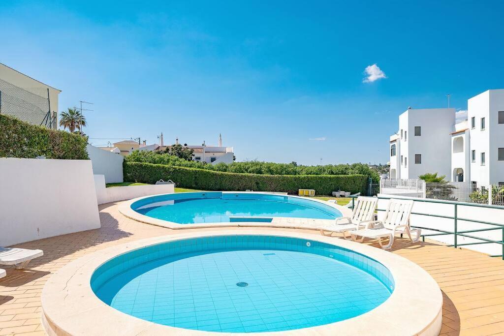 Apartamento Amparo-T2 C/Piscina Carvoeiro  Exteriér fotografie